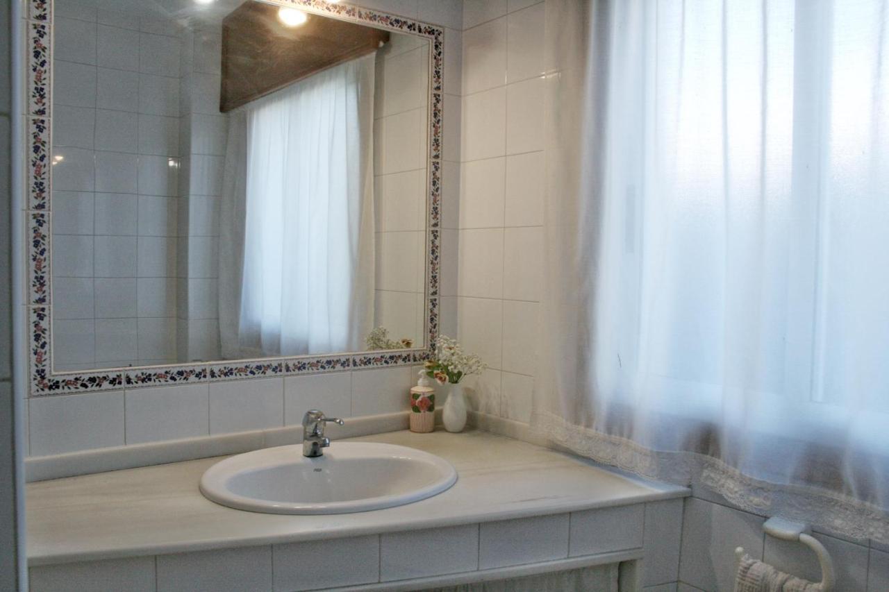 Casa da Glicia, una casa con piscina privada, para disfrutar y relajarse Goyán Esterno foto